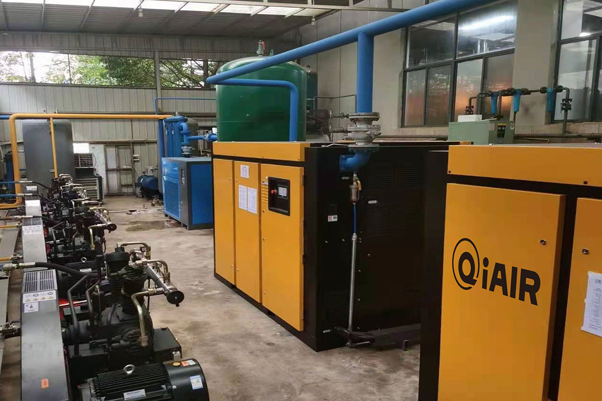 QiAir Compressor ở Trung Quốc